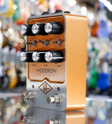 Universal Audio - UAFX Woodrow '55 Instrument Amplifier Pedal 2